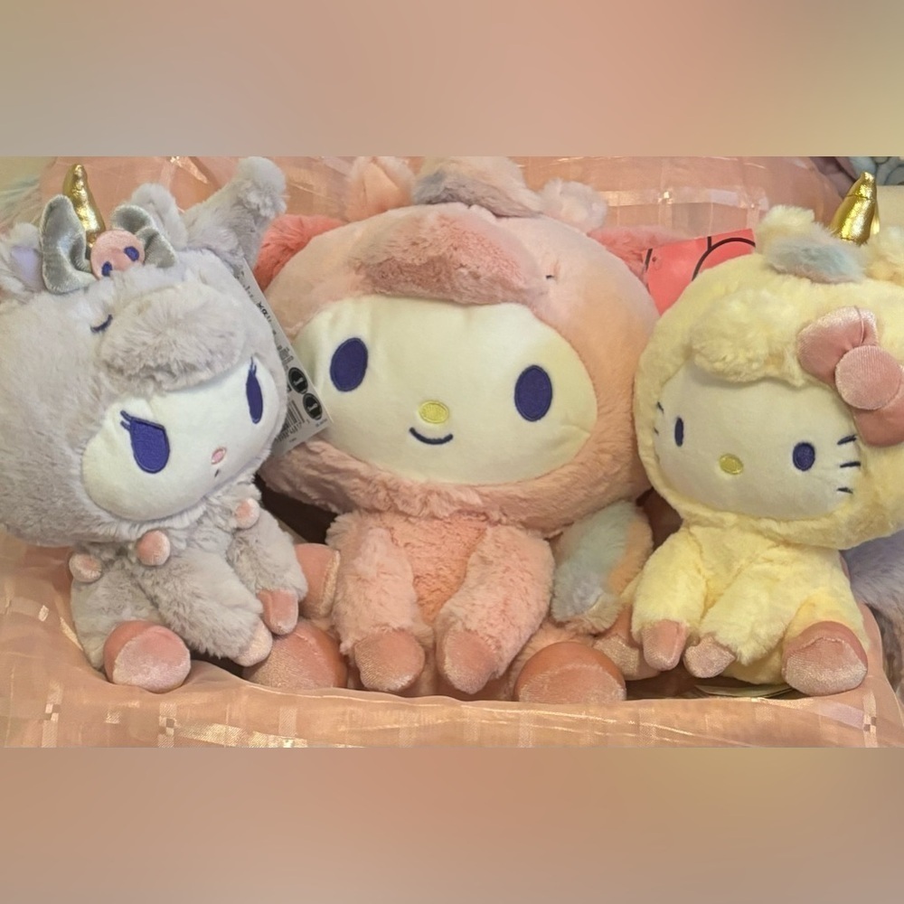 Hello Kitty and Friends My Melody Kuromi & Hello Kitty 3PSC  Unicorn Collection